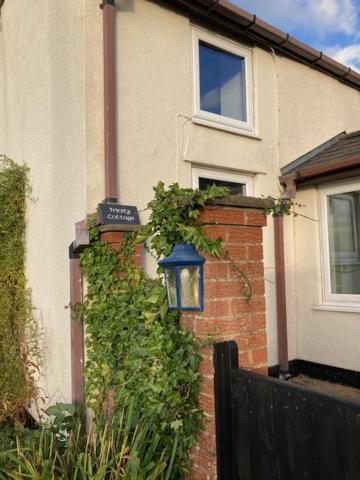 Trinity Cottage Welshpool Exterior photo